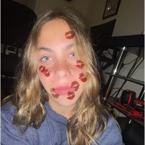 Meet your Posher, Aleah